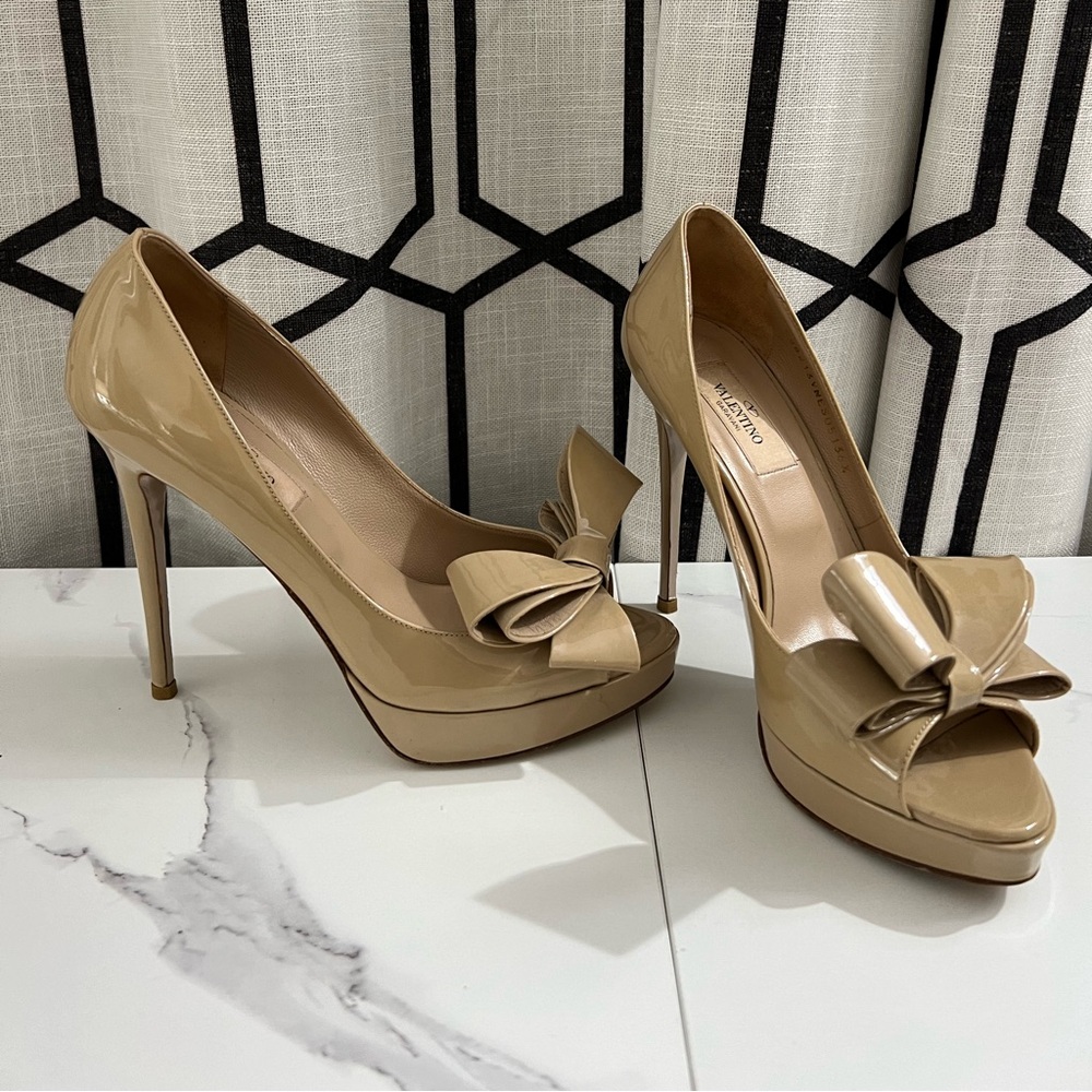 Valentino Garavani nude bow platform heels size 36.5 (gently used) - Picture 1 of 16